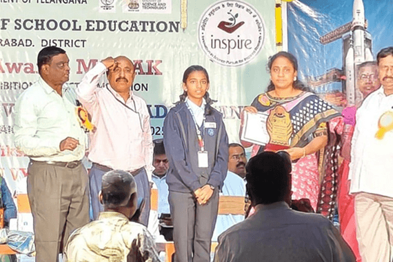 Saanvi Amol Gangawane Class IX secured the First Position in the INSPIRE MANAK Awards.