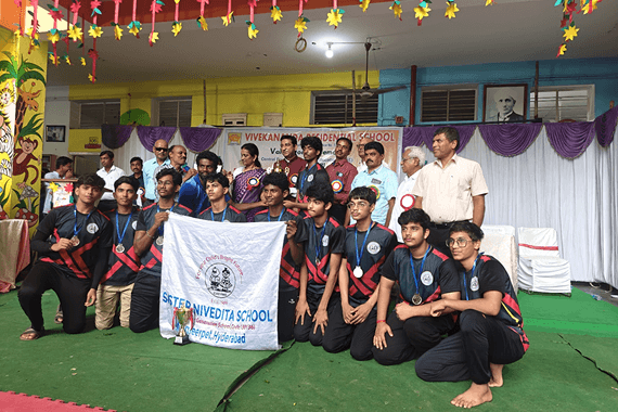 The U 17 Kabaddi Boys team played extremely well in the CBSE Cluster tournament and securedd second position. Jay Kashid of Class 12 was declared the best rider of the torunament.